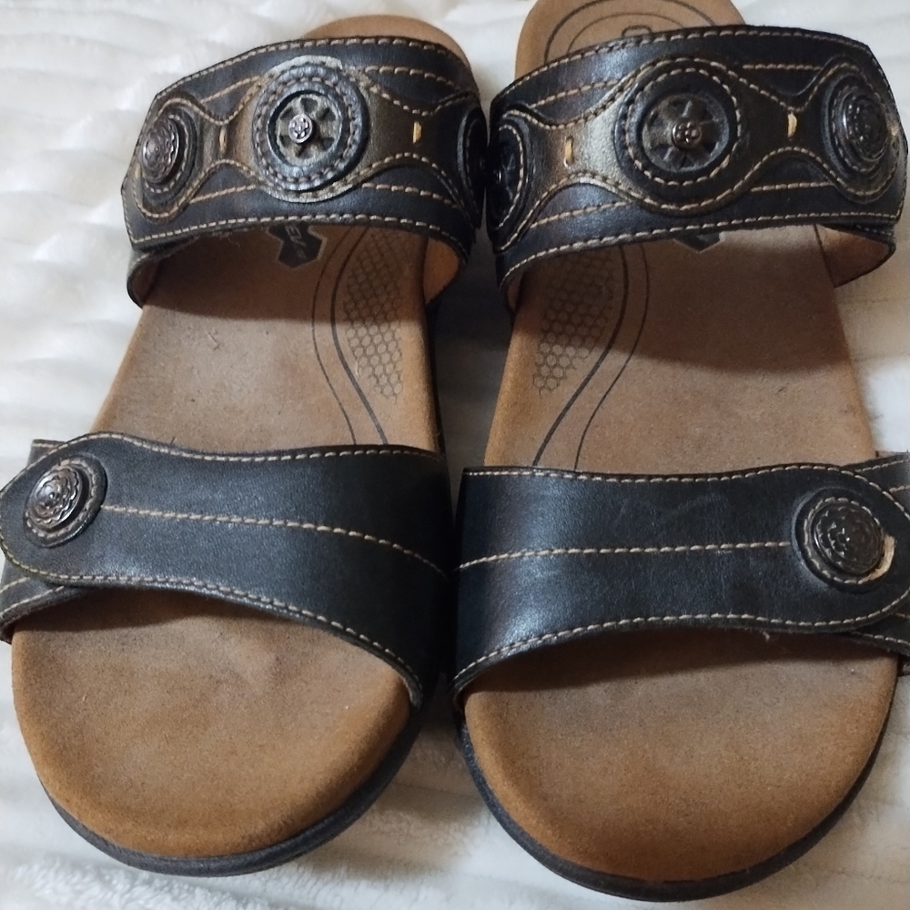 Cobb Hill Brown Slide Sandals